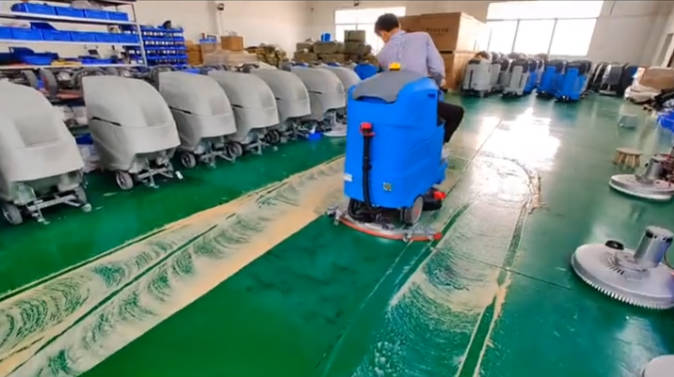 三门峡2023年还在用人工的物业保洁不妨试试洗地机吧